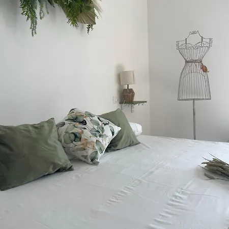 Donna Francesca - Costa Dei Trabocchi トリーノ・ディ・サングロ